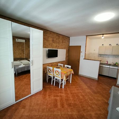 Apartments Marina Makarska Exterior foto